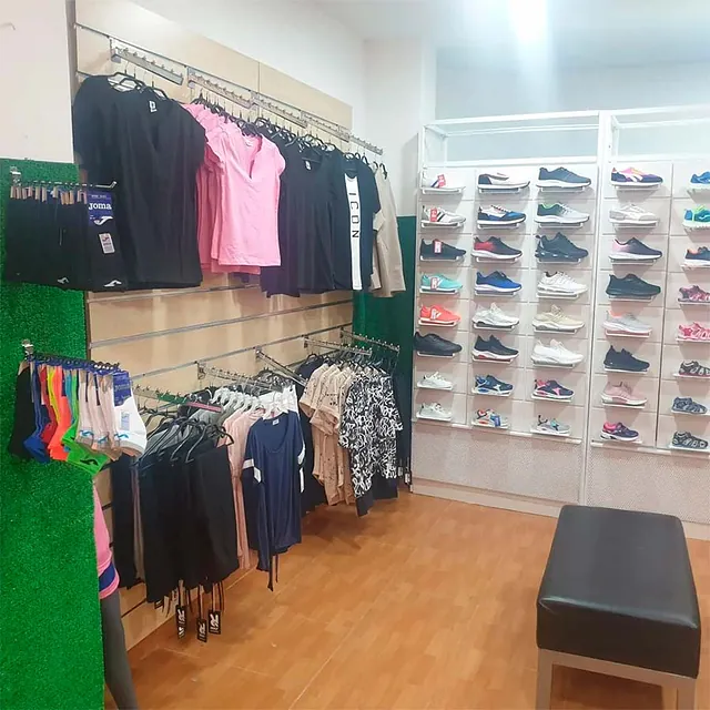 Mapesport ropa de exhibida 